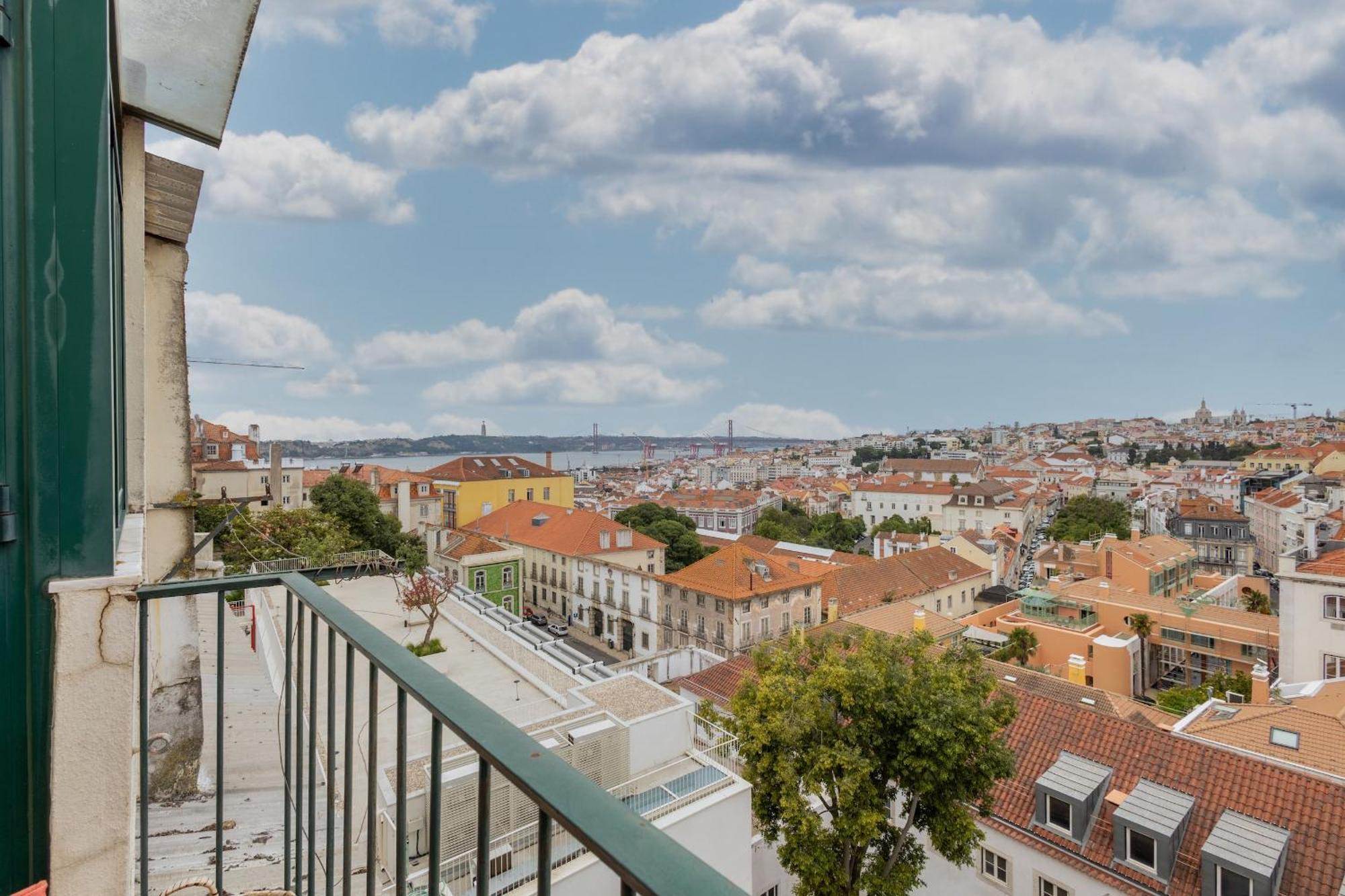 Beguest Bairro Alto City View Apartment Lisboa Exterior foto